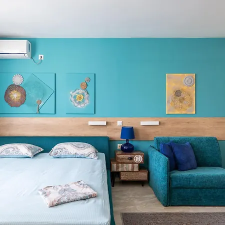 Turquoise Apartment Pomorie