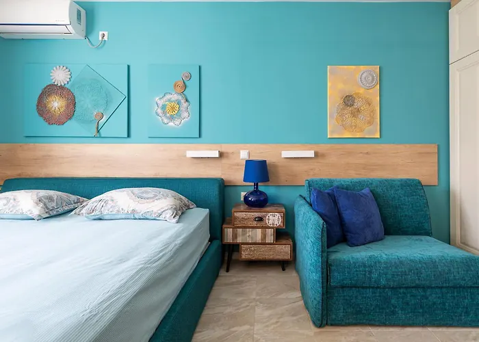 Turquoise ポモリエ